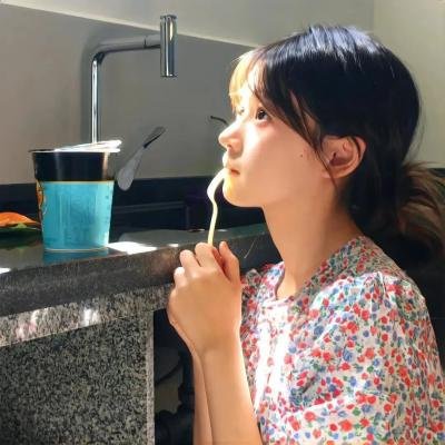 黛妃与女王
